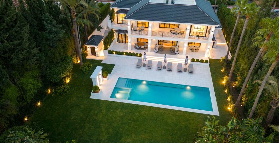 Luxury villa for rent in Marbella Golden Mile