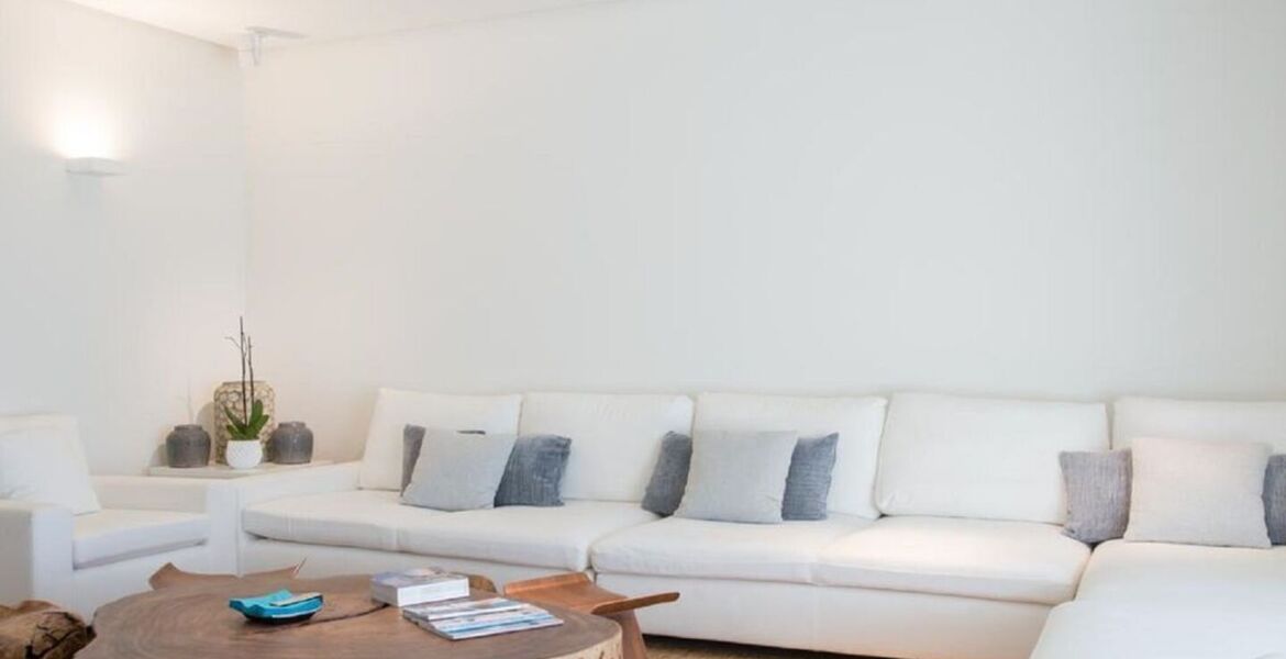 Luxury Villa for rent in Marbella Rio Verde Beach 