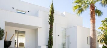 Luxury Villa for rent in Marbella Rio Verde Beach 