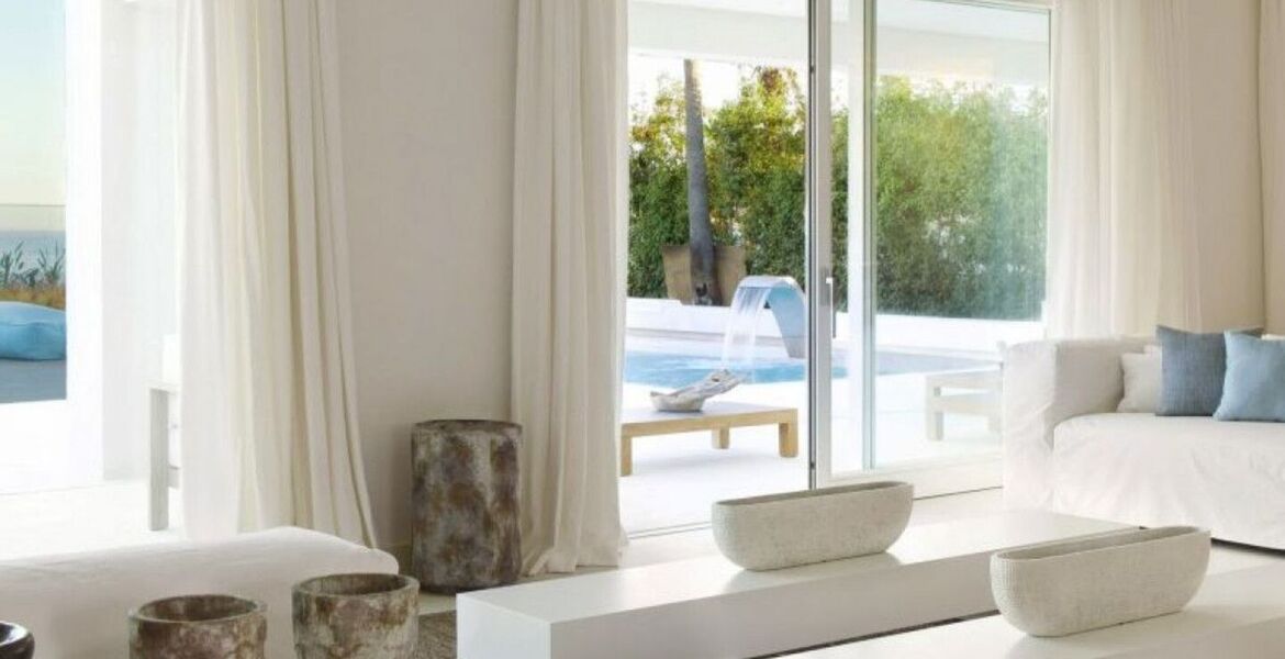 Luxury Villa for rent in Marbella Rio Verde Beach 