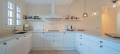 Two-bedroom ground floor apartment for rent in Marbella