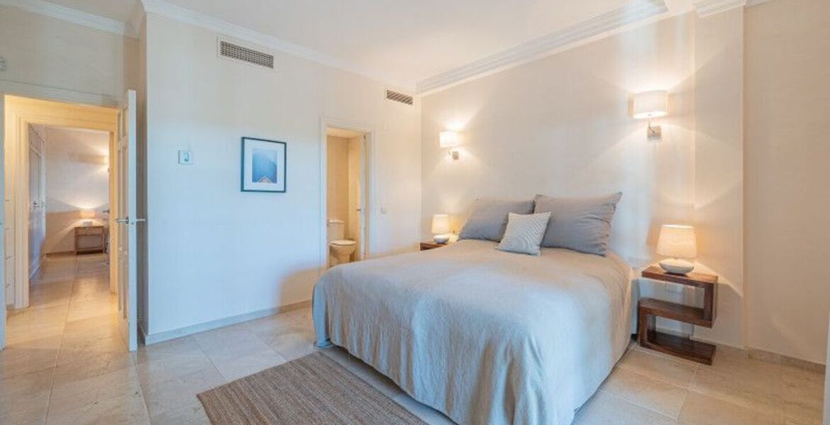 Two-bedroom ground floor apartment for rent in Marbella