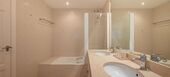 Two-bedroom ground floor apartment for rent in Marbella