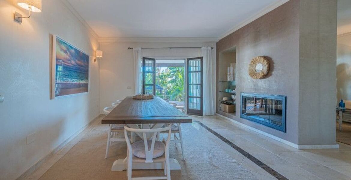 Two-bedroom ground floor apartment for rent in Marbella