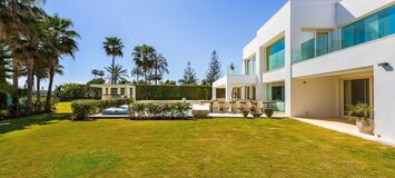 Вилла на берегу моря в аренду в Golden Mile Marbella