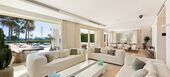 Вилла на берегу моря в аренду в Golden Mile Marbella