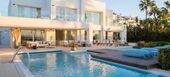 Вилла на берегу моря в аренду в Golden Mile Marbella