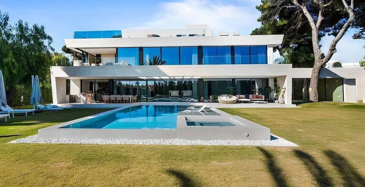 Villa en alquiler en Marbella Los Monteros