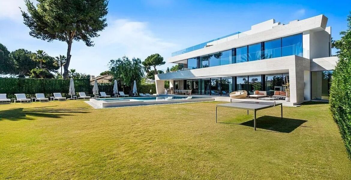Villa en alquiler en Marbella Los Monteros