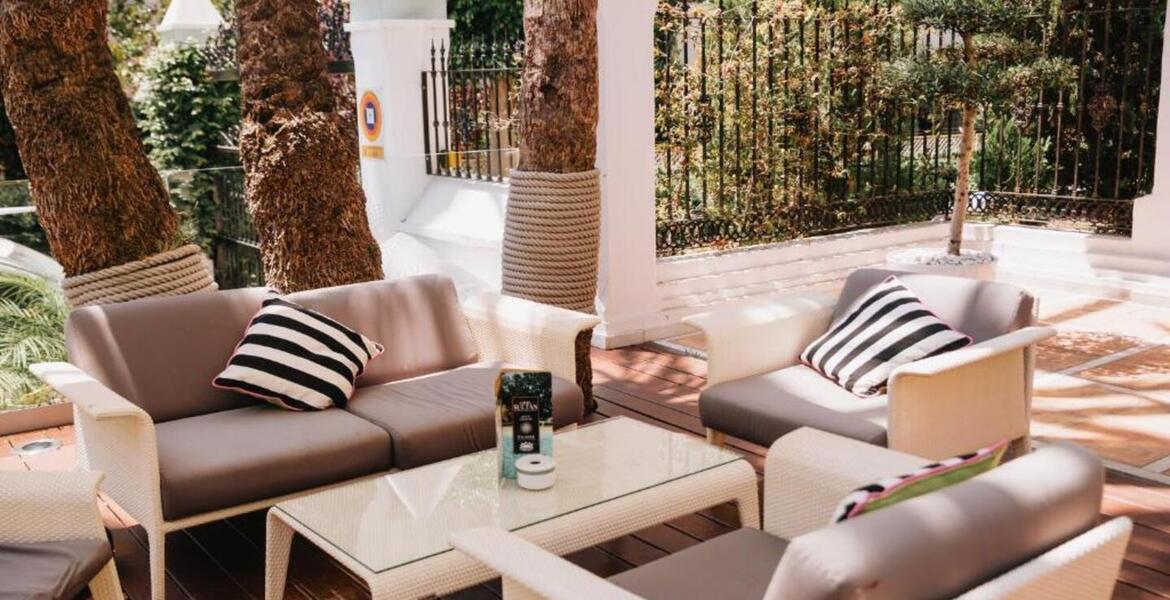 For rent aparmtent in Golden Mile