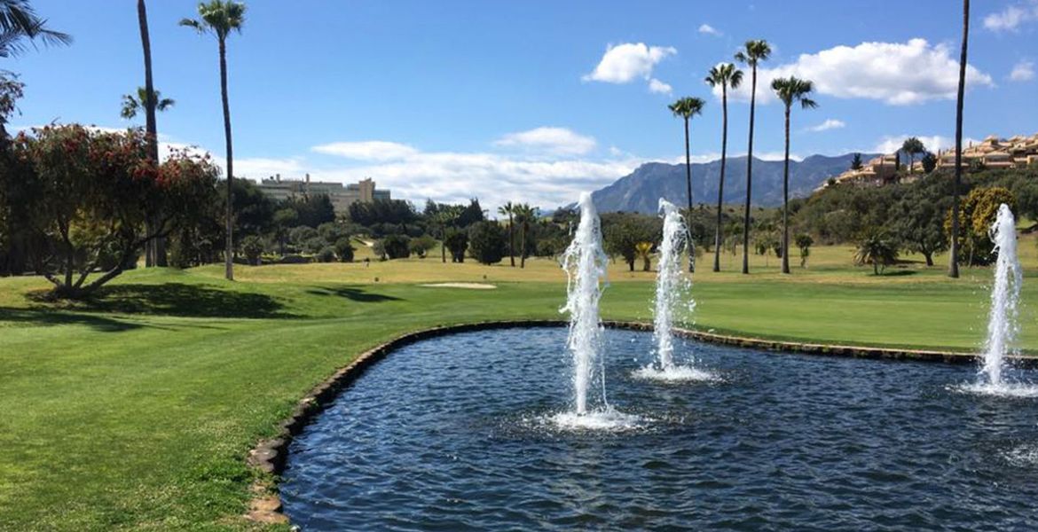 Enjoy an amazing Santa Clara Golf Course