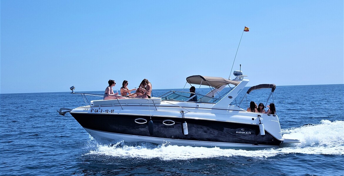 Yacht Rinker 270 Fiesta Vee à louer à Puerto Banús, Marbella