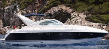 Yacht Fairline Targa 48 for rental in Puerto Banús, Marbella