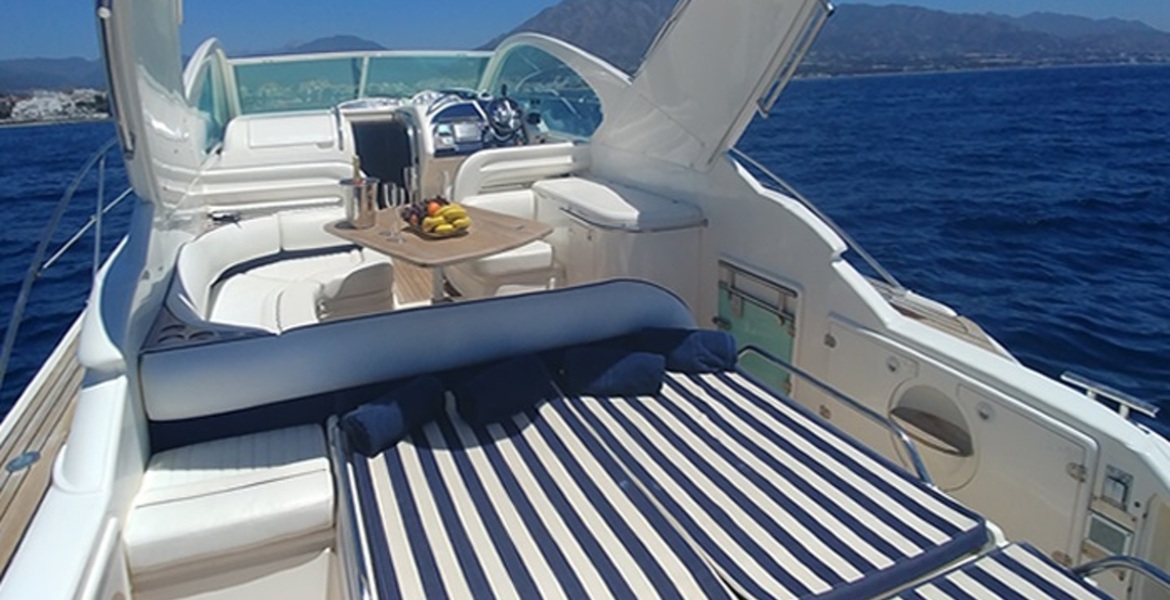 Yate Fairline Targa 48 de alquiler en Puerto Banús, Marbella