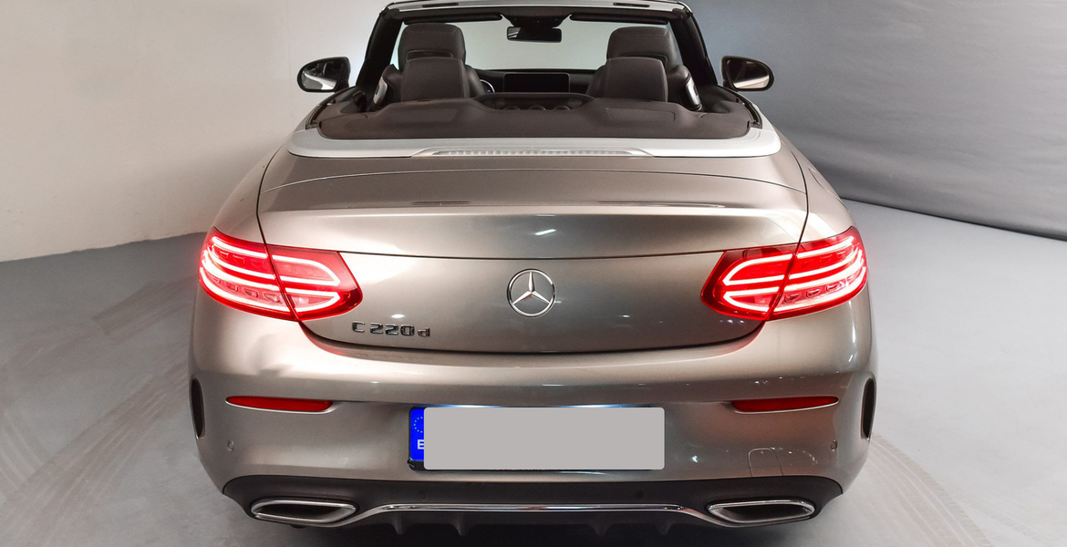 Louer une voiture MERCEDES-BENZ C220D CABRIO